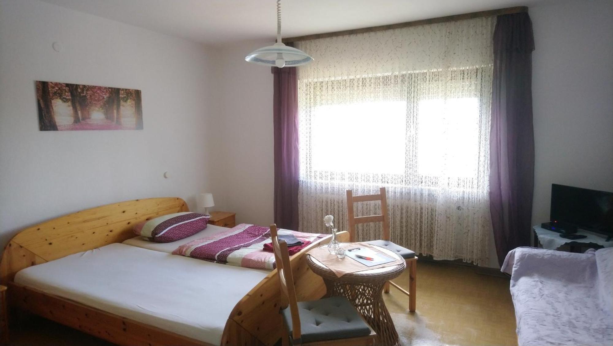 Gaestehaus Burgwald-Trekking Mittelsimtshausen Room photo